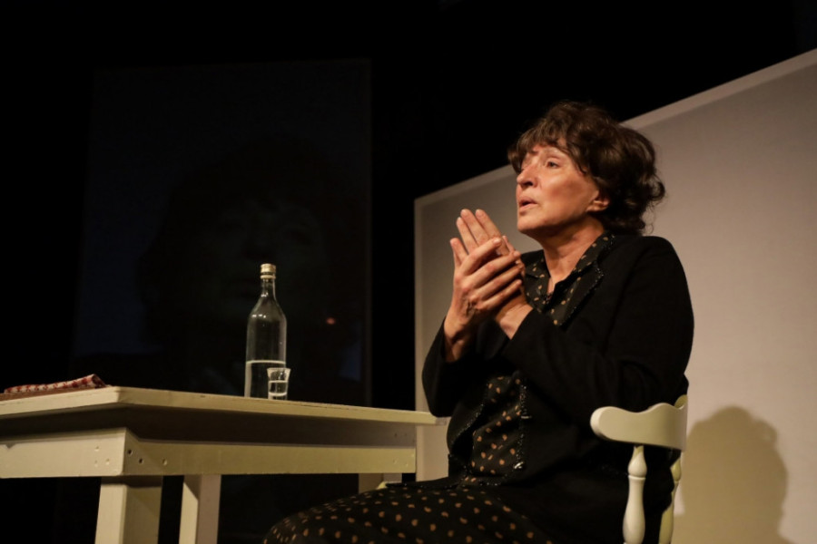 Prve fotografije Mirjane Karanović kao Petrije: Glumica posle 4 decenije ponovo igra kultnu ulogu (FOTO)