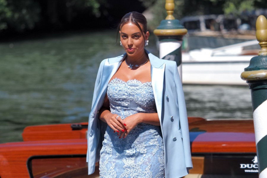 Pre veze sa Ronaldom živela je u siromaštvu: Životna priča devojke slavnog fudbalera