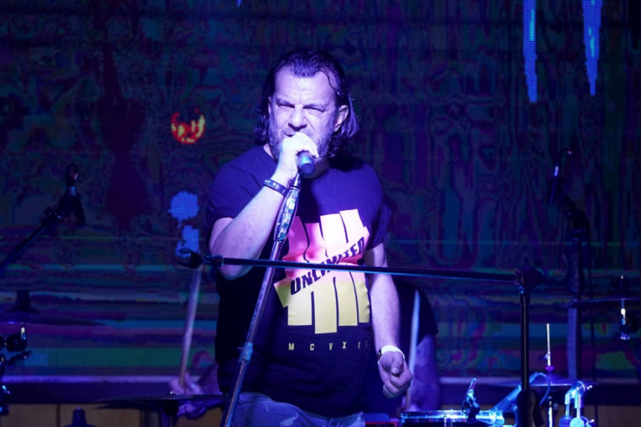 Estrada pozdravlja kovid propusnice:  Nećemo da budemo taoci onih koji neće da se vakcinišu