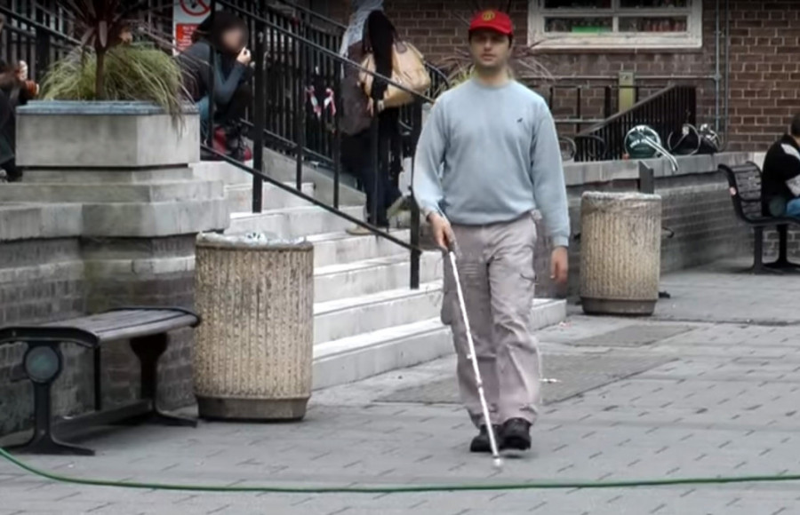 Rešenje za slepe i slabovide: Uskoro stiže aplikacija, a uz jednu poruku šofer će znati na kojem stajalištu se oni nalaze