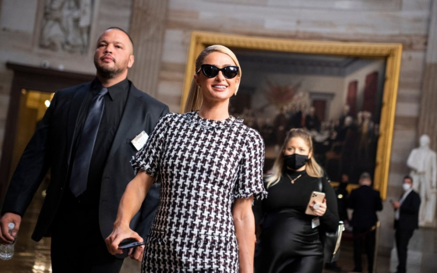 Gledali su je golu, drogirali i tukli, a sad priprema najskuplju svadbu! Slavna bogatašica imala je težak život (FOTO)