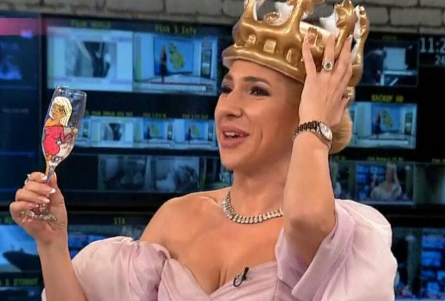 Jovani Jeremić u studio stiglo rođendansko iznenađenje: Od sreće zaplakala pred kamerama (FOTO)