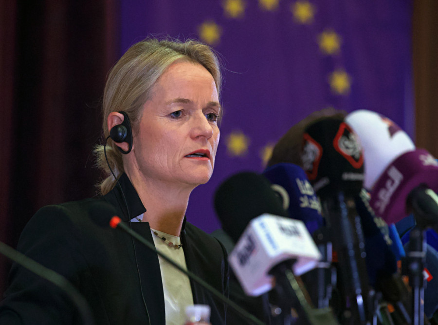 Grigorije se dogovara sa albanskom lobistkinjom: Ona poručuje da "nema SPC" i da vladika može da "iznenadi" (FOTO)