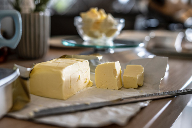 Večita dilema: Kako i gde čuvati maslac da bi što duže zadržao svež ukus