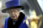 Prisiljena na strogo mirovanje: Kraljica Elizabeta otkazala još jedno putovanje