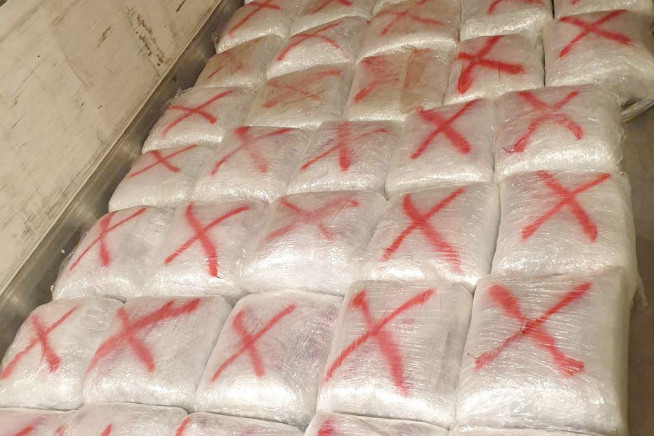 Enormni "ulov" policije u Kraljevu: Zaplenjeno preko 300 kilograma marihuane! (FOTO)