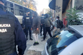 Alžirci napali apotekarku, pa policajca u Subotici:  "Pali" migranti lopovi