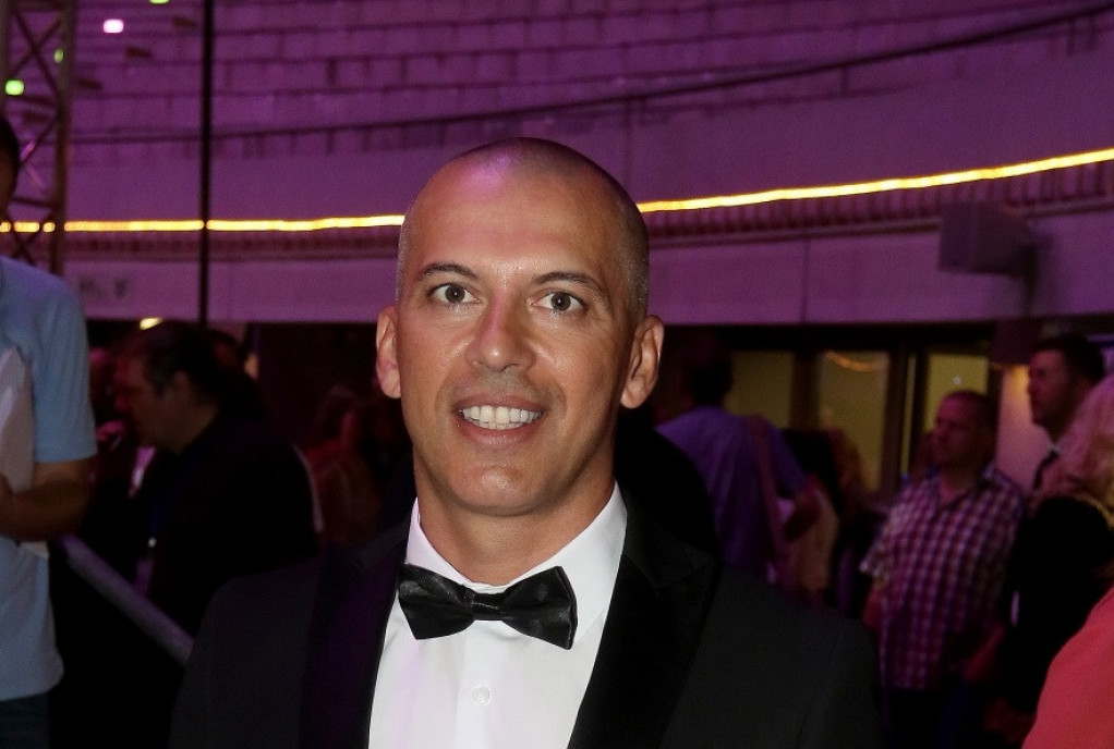 Poznati se ludo provodili za prvomajske praznike: Pevač napravio žurku za pamćenje u šumi!