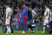 Drama u Barseloni, Aguero nije mogao da diše: Hitno prebačen u bolnicu zbog bolova u grudima (VIDEO)