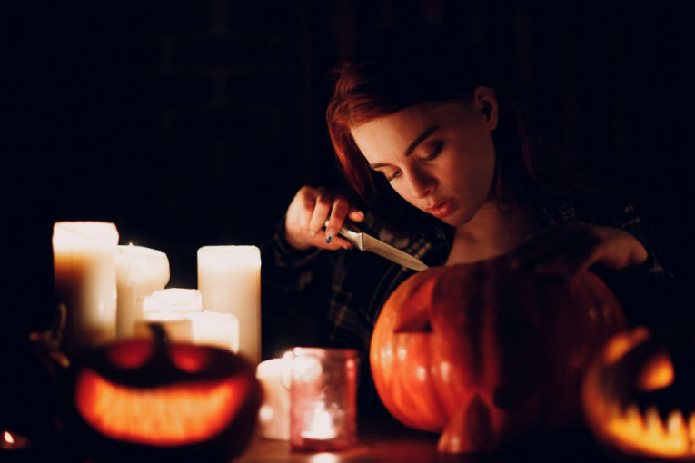 Da li je Noć veštica satanistički praznik? Stručnjaci objasnili zašto ne može proslava i Svetog Luke i "veštica"