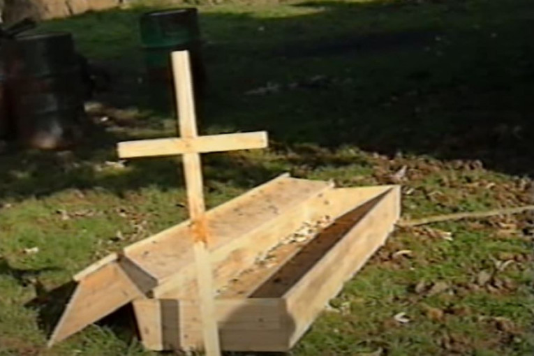 Tri decenije od etničkog čišćenja u operaciji "Otkos": Srbi svirepo ubijani klanjem, a nekolicina je i spaljena (FOTO)