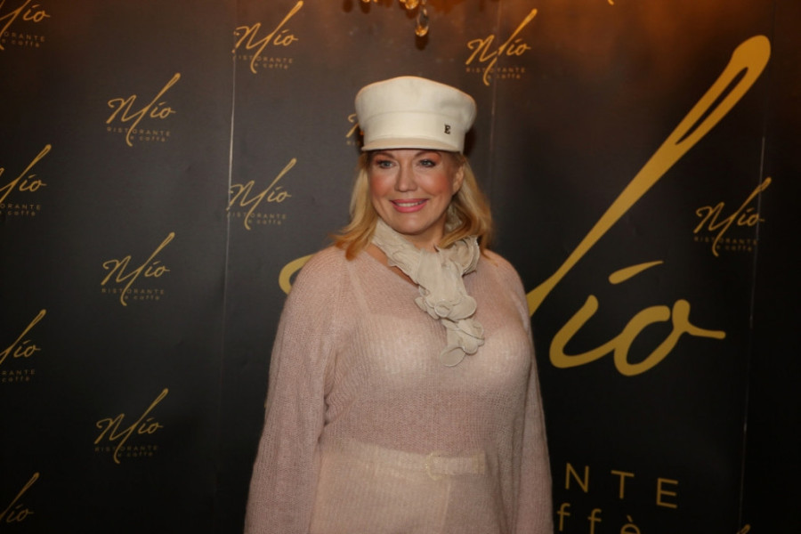 Suzana Mančić o braku na daljinu: Volimo se, ali nam fali romantike