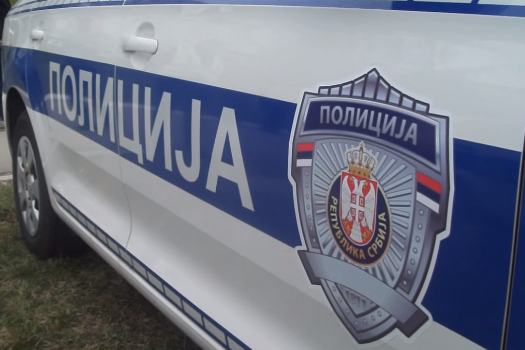 Ukrao "jugo", udario u drugi auto, pa pobegao peške: Hapšenje u Leskovcu