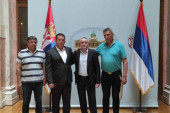 24SEDAM VLADIMIRCI Delegaciju opštine ugostio narodni poslanik i predsednik Saveza Srba iz regiona