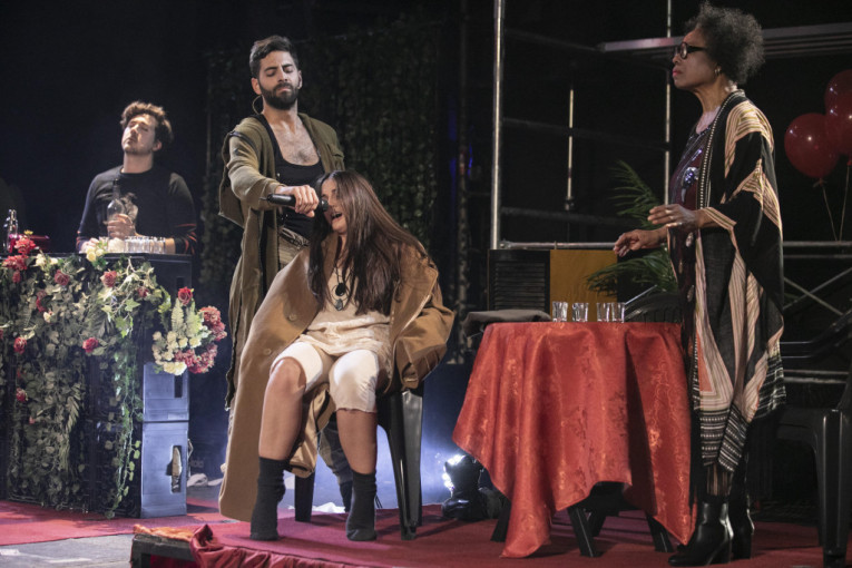 Serija nasilja, smrti, osvete i mržnje: Drama “Balkan Bordello” premijerno odigrana u Ateljeu 212