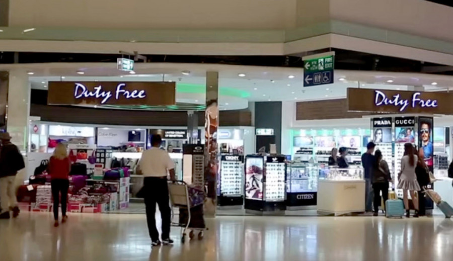 Izmislio "Djuti fri-šop“, zgrnuo milijarde, a nosi sat od 15 dolara: Sada je dao osam milijardi dolara u dobrotvorne svrhe!