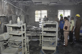 Celo odeljenje planulo: Požar u indijskoj bolnici usmrtio 10 pacijenata, iza sebe ostavio zastrašujuće prizore (FOTO)