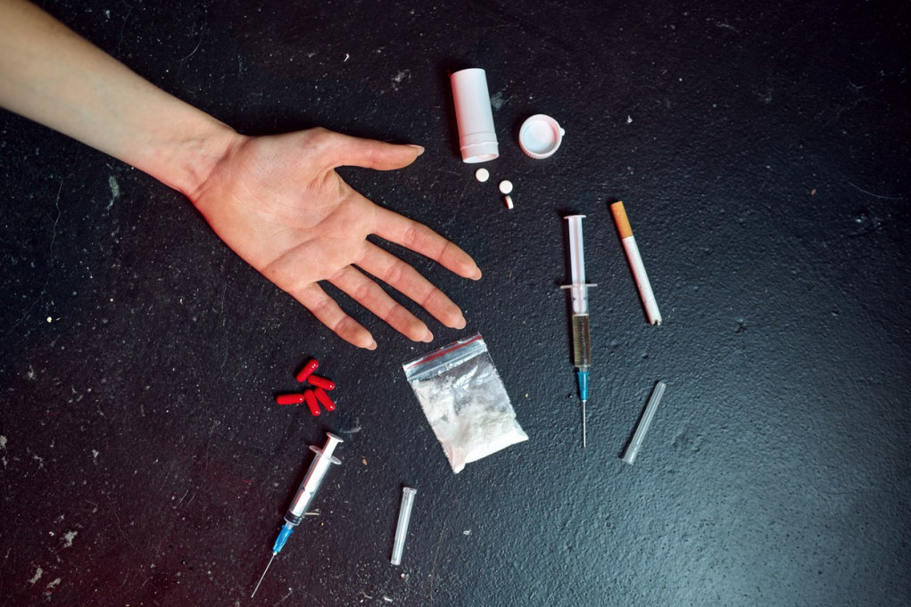 "Narkomanke su veće manipulatorke nego muškarci koji se drogiraju": Evo ko dobija starateljstvo nad decom kod roditelja narkomana