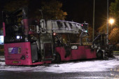 Postbregzitovsko ludilo: Otet i zapaljen autobus u Belfastu! (FOTO/VIDEO)