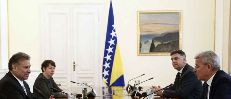 Šta je Džaferović rekao Eskobaru o granicama sa Srbijom i Hrvatskom?