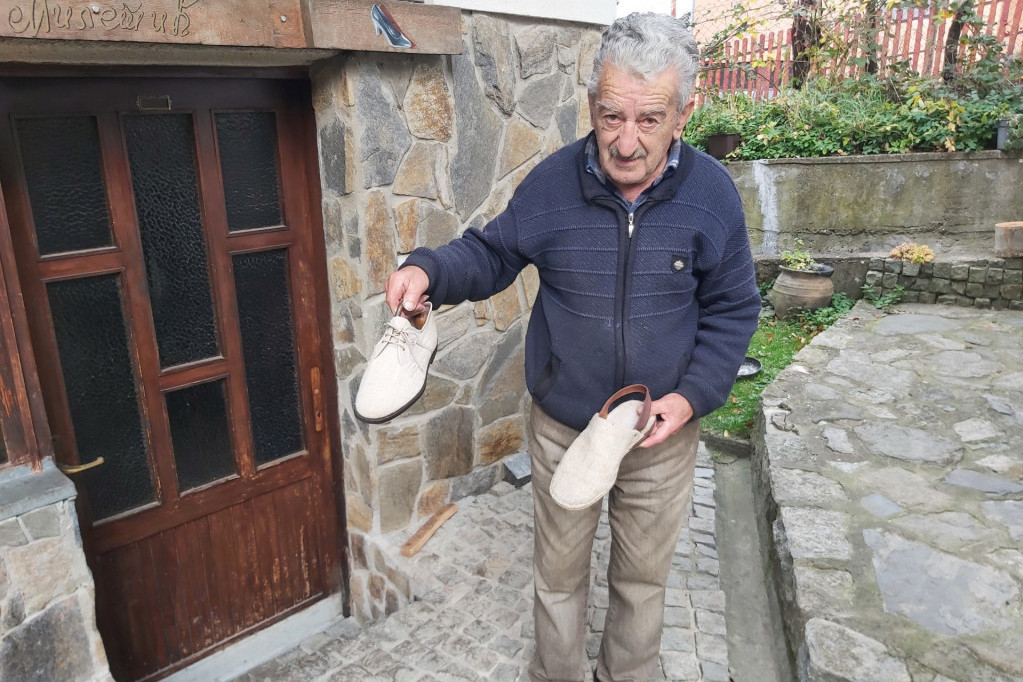 On je jedan od najstarijih obućara Srbije: Pravio cipele za Jovanku Broz i Smokija (FOTO)