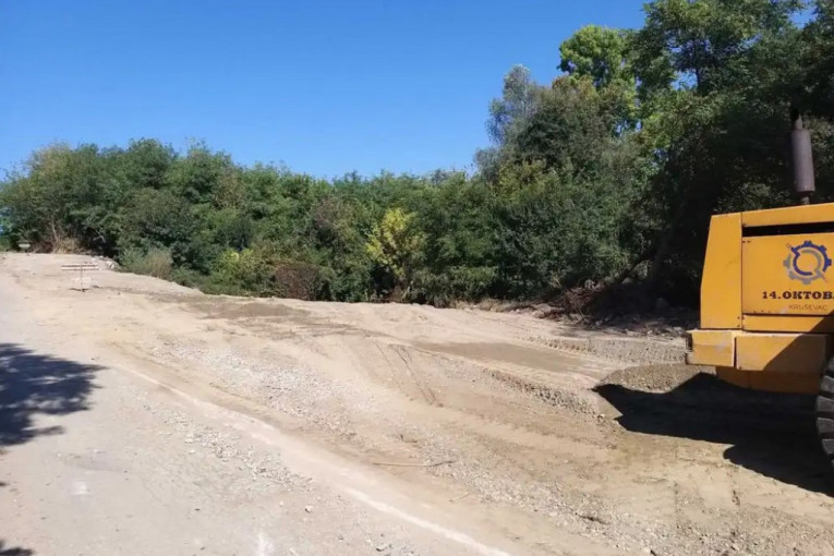 24SEDAM VLADIMIRCI Završen projekat uklanjanja divlje deponije u mestu Provo