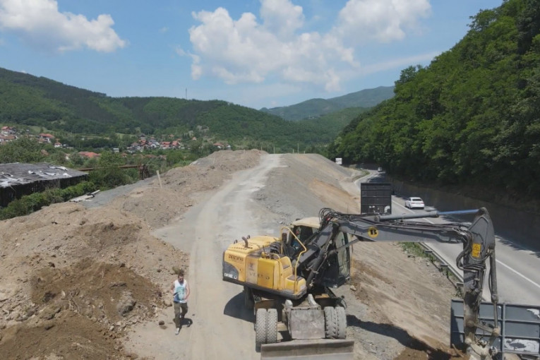 Dugo je reka Lim bila zatrpana gomilom smeća sa deponije kod Prijepolja: Rešen decenijski problem (FOTO)