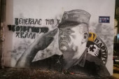 Oglasio se MUP nakon večerašnjih dešavanja u Beogradu: Privedeno 6 osoba posle tenzija zbog murala Ratka Mladića  na Vračaru (VIDEO)