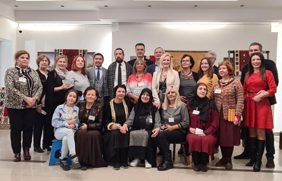 Danas biznis, do juče samo tradicija: Novi Pazar dobio tkačku koloniju