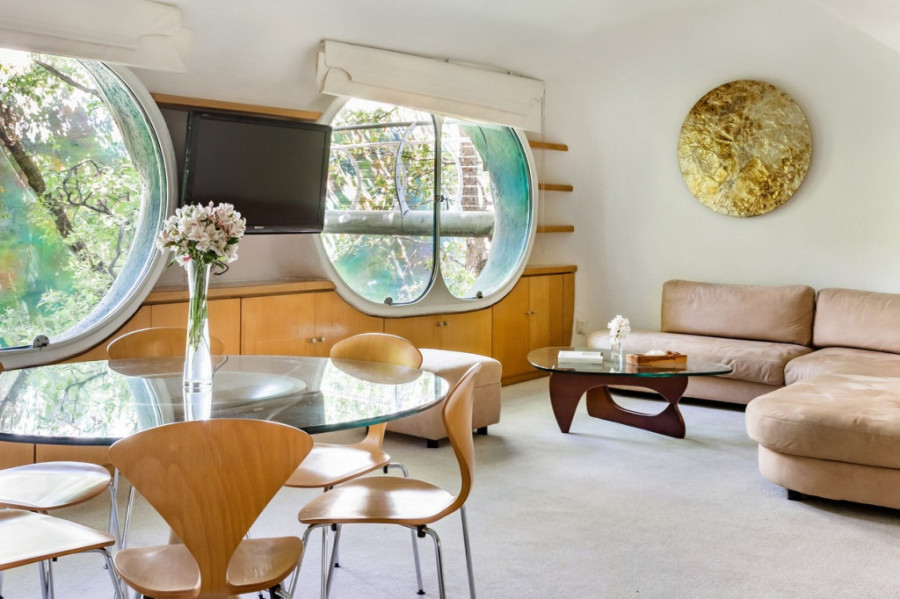 Buđenje u zmijskom stomaku: Odmor ispunjen čudnim arhitektonskim rešenjima