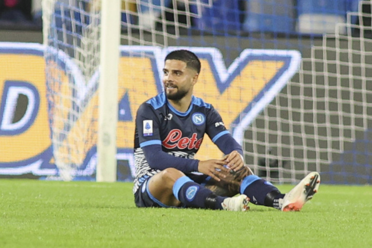 Napoli ostaje bez kapitena, Insinje i zvanično završio posao sa novim klubom