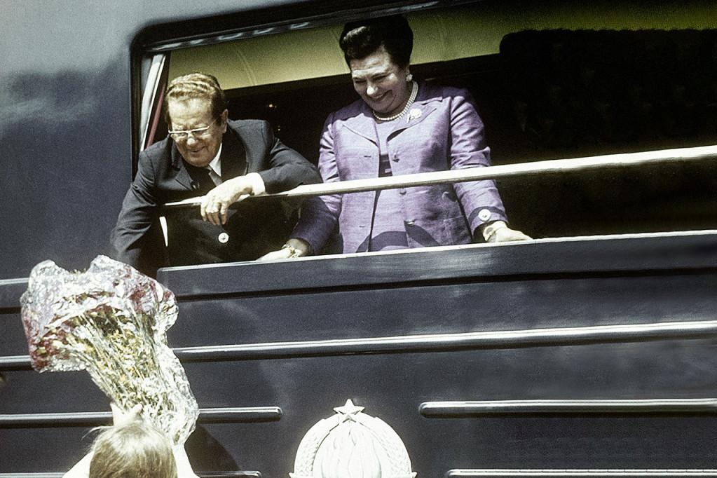 Od Hruščova, preko Nasera i Gandija, do kraljice Elizabete: Kako vagoni Plavog voza još uvek čuvaju duh Jugoslavije? (FOTO/VIDEO)