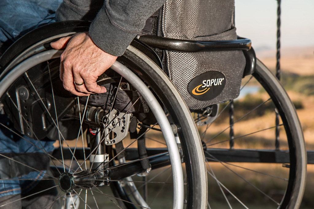 Nastavlja se pružanje podrške osobama sa invaliditetom: Personalna asistencija za najmanje 80 korisnika