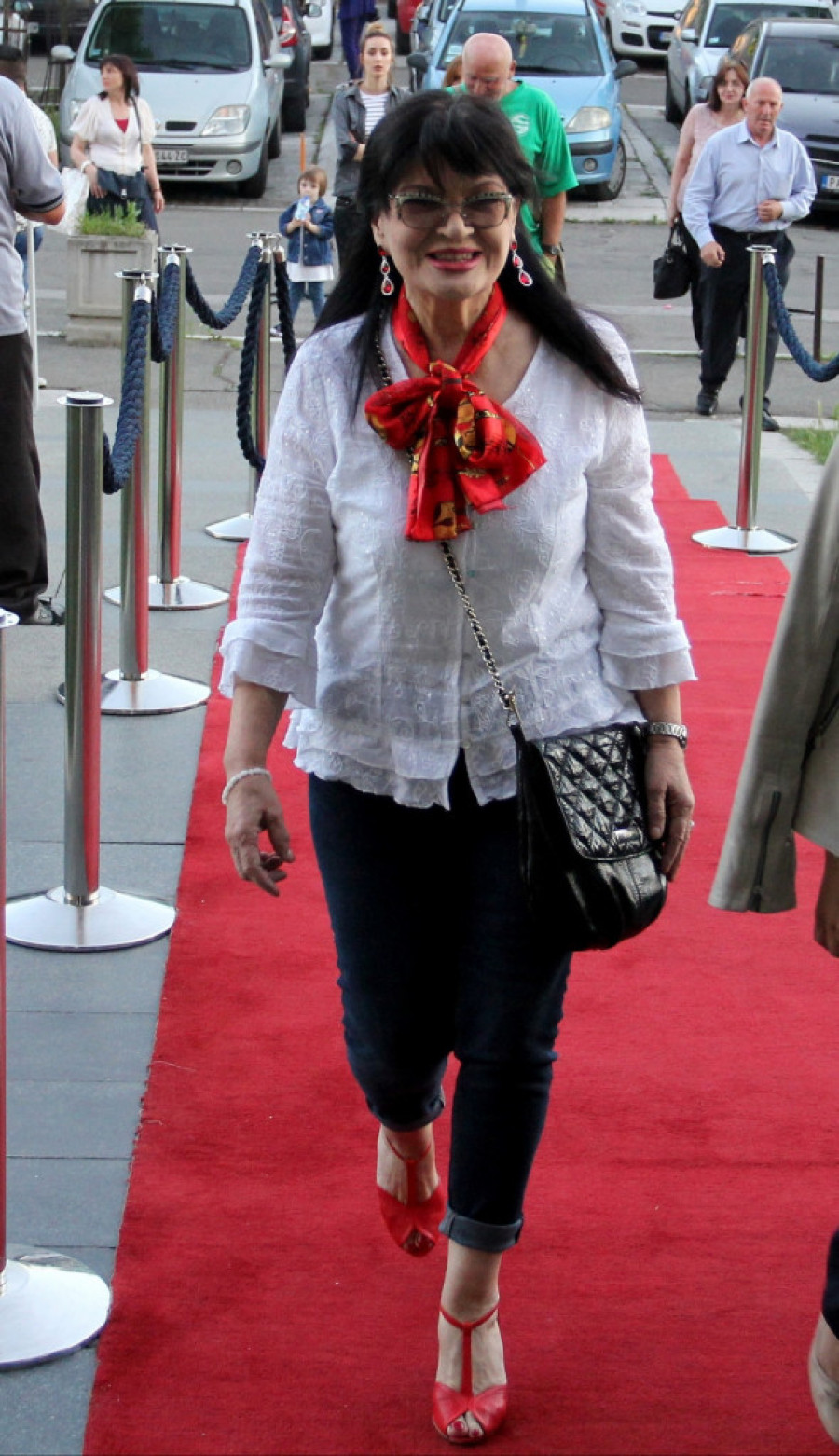 Teško mi je noću, samo da ne padnem psihički! Nada Obrić o zdravlju, penziji i estradi: Pukla sam zbog Marinka