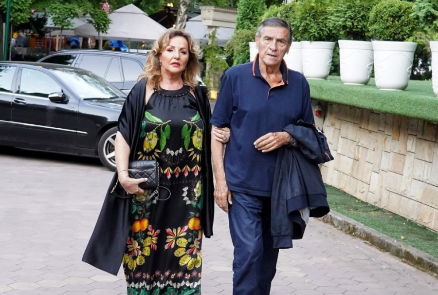 "Prođe i treća godina, nedostaješ svakog dana"! Ana Bekuta podelila tužne objave sina i unuke o Mrki