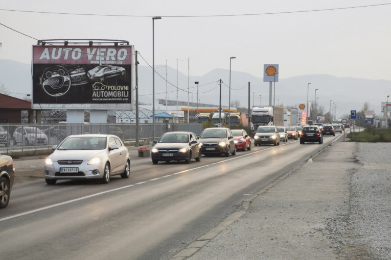 Krcat auto-put Miloš Veliki: Srbi se nakon produženog vikenda vraćaju kućama