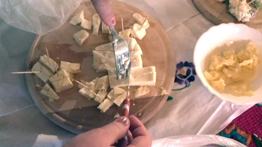 Prijepoljska egzotika od koje kreće voda na usta: Da li ste probali slatko od paradajza ili zgoreli kajmak? (FOTO)