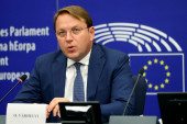 Reagovala Evropska komisija: "Poruke koje je poslao Varhelji o BiH su u skladu sa stavovima EU"