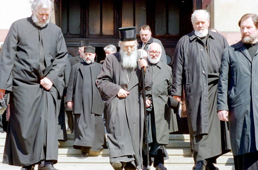 Savet svim Srbima patrijarha Pavla: Ako budemo mudri i bezazleni opstaćemo među vukovima