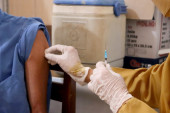 Direktor "Bionteka": Vakcine same po sebi neće zaustaviti pandemiju korone
