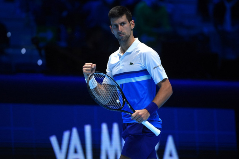Silni Đoković! Novak deklasirao Rubljova i plasirao se u polufinale završnog mastersa u Torinu