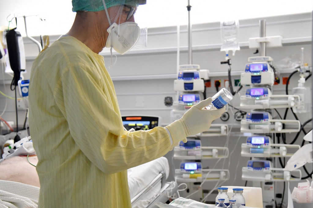 Alarmantno u Austriji: Mrtve ostavljaju po hodnicima bolnica, lekari preumorni, pao PCR sistem