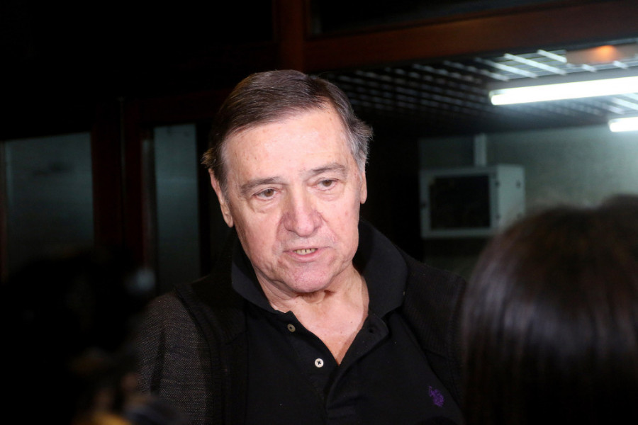 Četiri godine od Mrkine smrti: Ana Bekuta i Ivica Dačić izašli na groblje