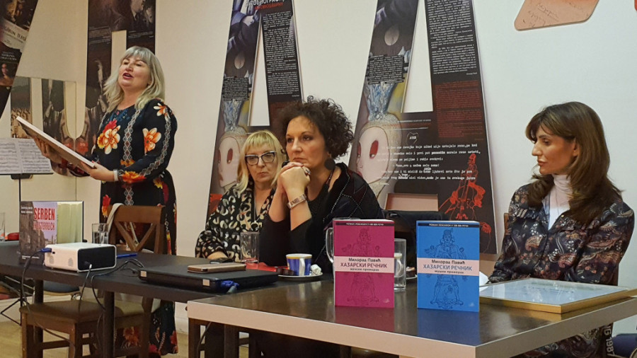 Tajanstvena igra slova od Š do A: Jedinstvena izložba o Miloradu Paviću otvorena u Beču (FOTO)