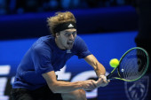 Zverev eliminsan od Šapovalova, Nadalu otvoren put do finala sa Medvedevom