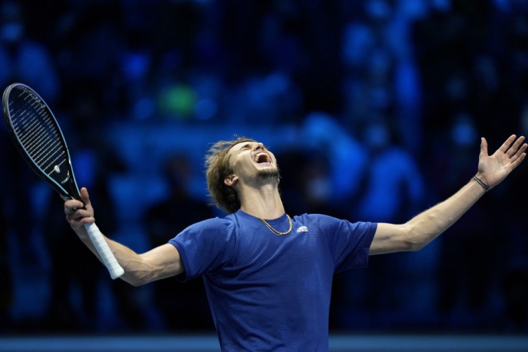Novakov "dželat" osvojio završni masters! Posle prvog, pobedio i drugog igrača sveta i podigao važan trofej