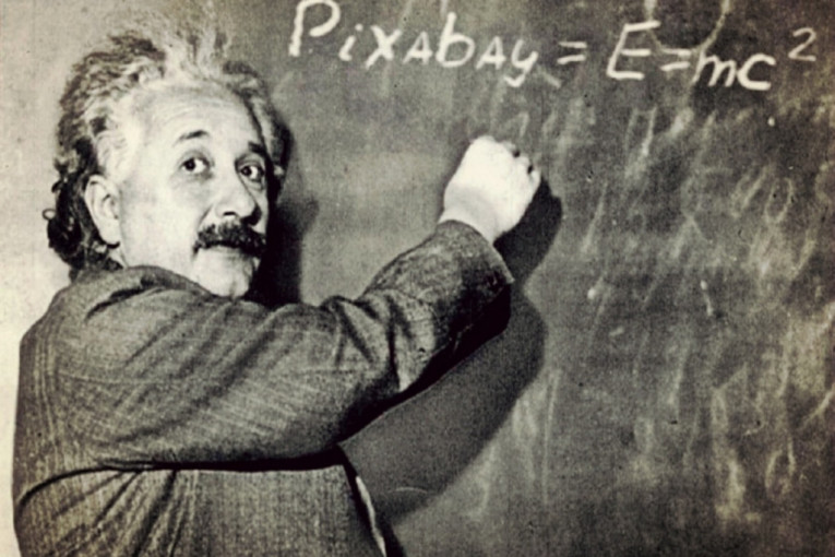 Ajnštajnov rukopis na aukciji u Parizu: Očekuje se da će postići cenu između dva i tri miliona evra