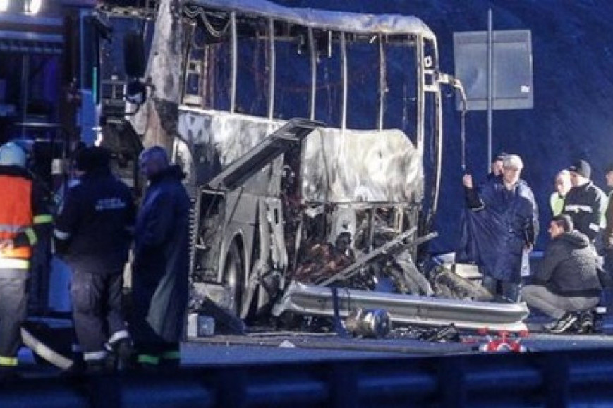 Tragedija koju pamti ceo Balkan! U Bugarskoj izgoreo makedonski autobus pun putnika! Ljudi su goreli živi, nastradalo 48 osoba
