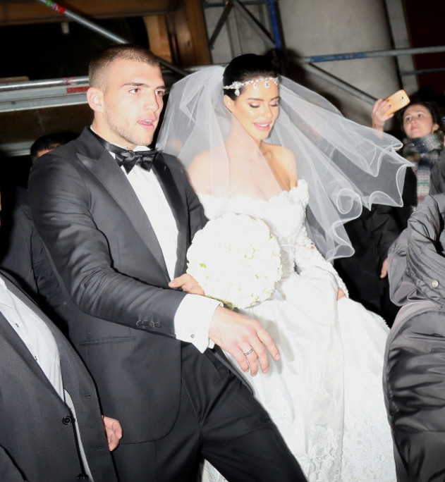 Crtež Cecine venčanice u muzeju u Amsterdamu! Kreacija je koštala 100.000 maraka, a evo ko je još u njoj izgovorio sudbonosno „da"