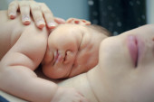 I bebe na popustu na „crni petak“: Bolnica nudi jeftinije pakete za surogat roditeljstvo